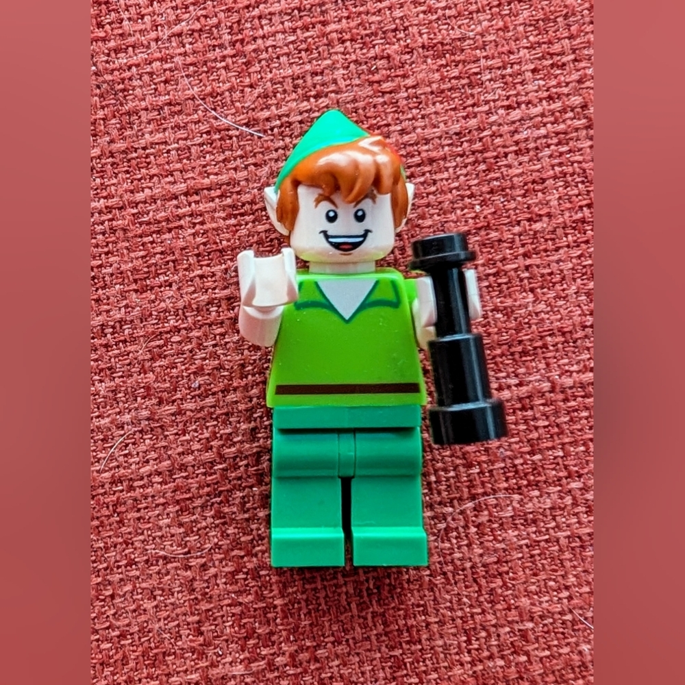 Peter Pan LEGO Minifigure